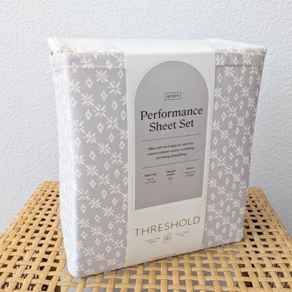 New Threshold Performance Sheet Set Twinkle Stars Print 400 Thread Count Queen